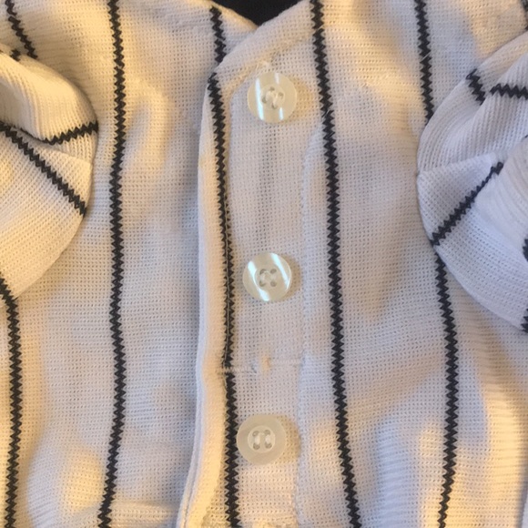 🎉HP🎉 | MLB | Genuine New York Yankee Striped Pet / Dog Baseball Jersey Size XS - Picture 3 of 12